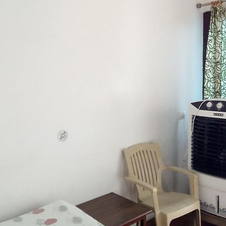 Ishan Paying Guest House Varanasi Exteriör bild